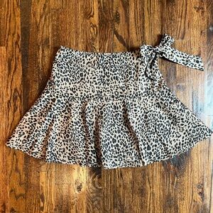 Cheetah/Leopard Print skirt with bow and zipper
